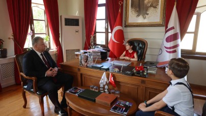 Urla’da geleceğin başkanları projelerini açıkladı