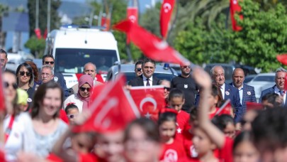 Aliağa’da 23 Nisan Çocuk Bayramı Coşkuyla Kutlandı