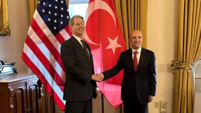 Bakan Şimşek, ABD'li mevkidaşı Bessent ile bir araya geldi