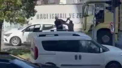 Ümraniye’de trafikte dehşet: Kamyon şoförü çekiçle saldırdı