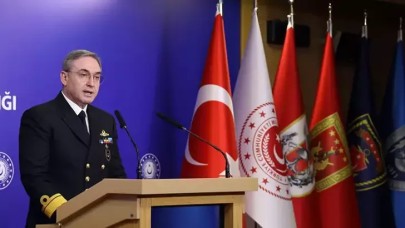 MSB: Terör örgütünün barınma alanlarına havadan Türkçe, Kürtçe ve Arapça bildiriler atılıyor