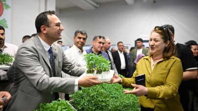 Bornova’da 400 bin fide toprakla buluşuyor