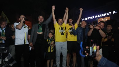 Aliağalılar Şampiyonluğu Hep Birlikte Kutladı