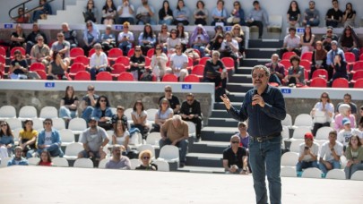 Edebiyatın usta isimleri İzmirli kitapseverlerle buluştu