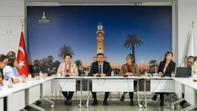 İzmir’in parklarında su kaybına geçit yok