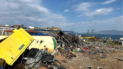 Aliağa'da 15 bin ton tehlikeli atık etrafa saçılmış