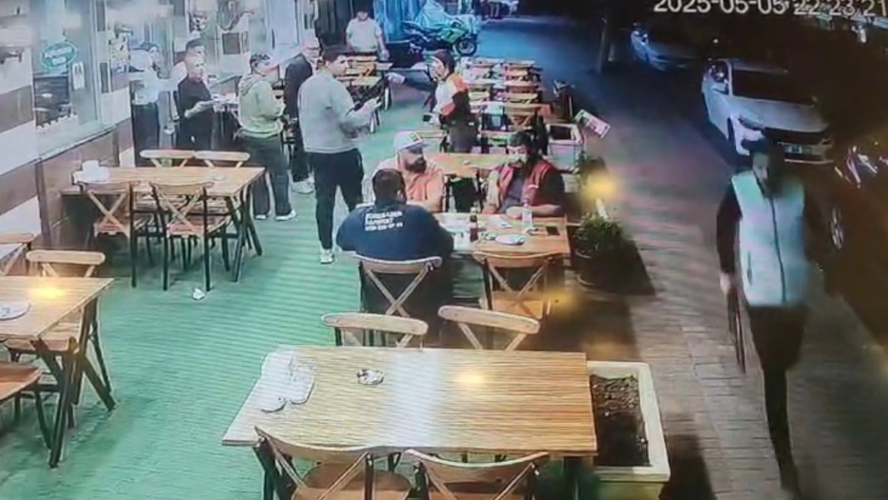 Herkes kaçtı, onlar izledi