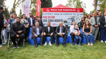 CHP’li Milletvekili Mahmut Tanal Buca’da üniversitelilerle buluştu