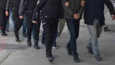 İzmir merkezli 4 ilde FETÖ operasyonu
