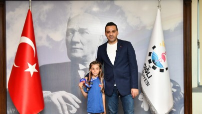 Türkiye’nin En Hızlısı Güneş’e Çiğli Belediye Başkanı Yıldız’dan destek