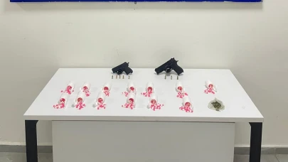 İzmir'de zehir taciri 3 şüpheli yakalandı