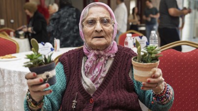 İzmirli annelere en özel kutlama