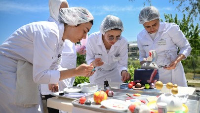 Bornova’da tatlı rekabet