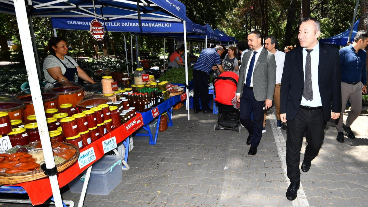 İzmir’de Dünya Çiftçiler Günü coşkusu