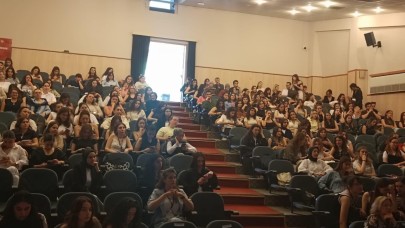 Ege’de “1.Uluslararası Sağlık Yaşam ve Beslenme Öğrenci Kongresi” düzenlendi