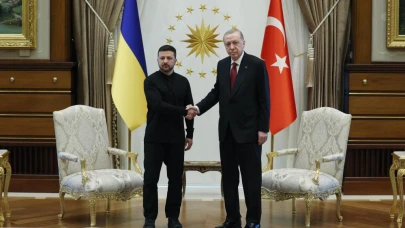 Cumhurbaşkanı Erdoğan, Ukrayna Cumhurbaşkanı Volodimir Zelenskiy ile bir araya geldi