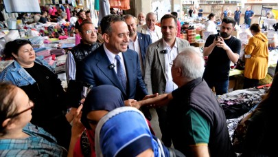 Bornova Abide-i Hürriyet’ten Gündoğdu’ya demokrasi yürüyüşü
