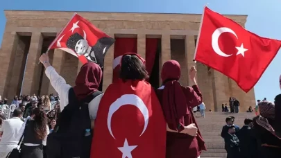 Anıtkabir'de 19 Mayıs coşkusu