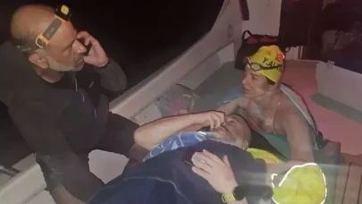 Türk yüzücüler Pasifik Okyanusu'nda köpek balığı saldırısına uğradı