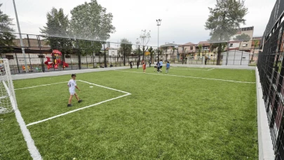 Konak’tan Yenidoğan Parkı’na modern saha