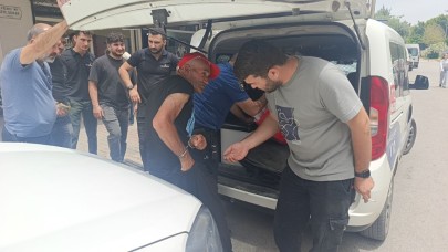 Kapkaça uğrayan Alman turist, Manavgat sokaklarında hırsız kovaladı