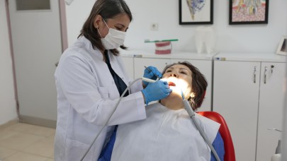 Konak’ta ücretsiz diş sağlığı hizmeti dönemi