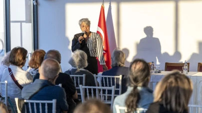 “Cadı” Karşıyaka’da sanatseverler ile buluşuyor