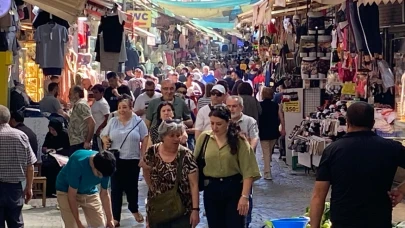 Kemeraltı Çarşısı'nda Kurban Bayramı hareketliliği