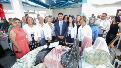 Bayraklı’da üreten kadınlar el sanatlarını sergiledi