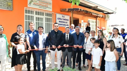 Çiğli'de cumhuriyet ışığını taşıyan mahalle kütüphanesi açıldı