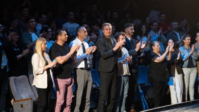 İzBBŞT'nin yeni oyunu zorunlu göçü anlatıyor