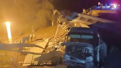 Rusya’da köprü çöktü, tren raydan çıktı: 7 kişi hayatını kaybetti