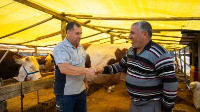 Bornova Kurban Pazarı kapılarını açtı