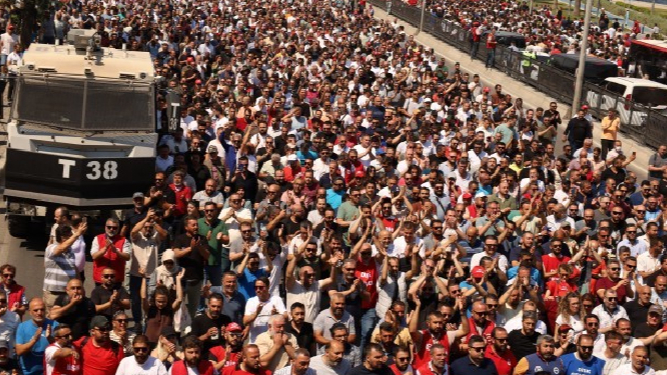 İzmir'de Grev Sona Erdi