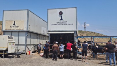 Büyükşehir’den bayramda güvenli ve hijyenik kesim hizmeti