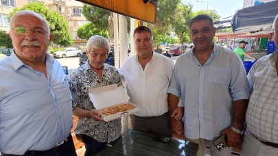 Başkan Erkan Özkan’a bayramda baklavalı börekli sürpriz