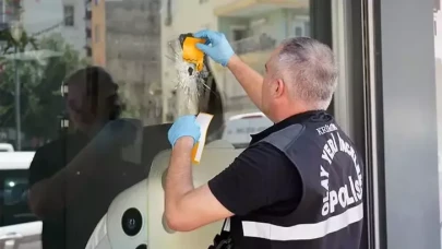 3 milyon lira ödemeyi reddedince iş yerini kurşunladılar