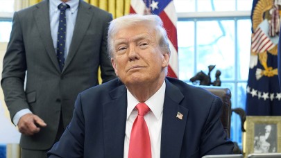 Trump, "ABD’de oturma izni" için bekleme listesini açtı