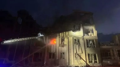 İsrail, İran'a hava saldırısı başlattı