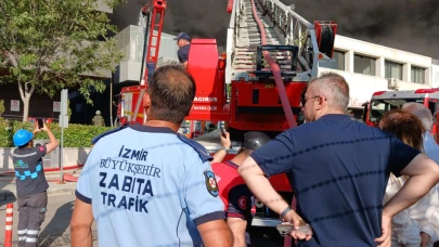 Büyükşehir Zabıtası yangında seferber oldu