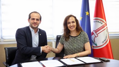 Karşıyaka’da ‘sağlıklı kentleşme’ için imzalar atıldı