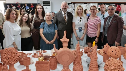 Menemen'de coşkulu kursiyerler buluşması