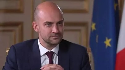 Fransa, İsrail ve İran'daki vatandaşlarını tahliye edecek