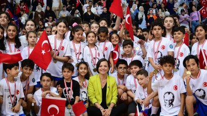 Karabağlar’da yaz sporla güzel