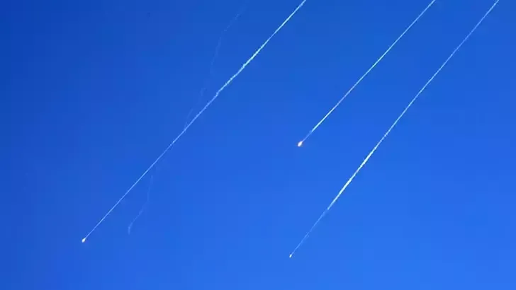 İsrail ordusu: İran'dan füze fırlatıldı