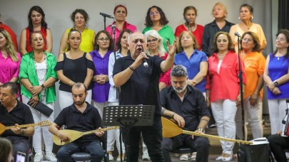 Bayraklı'da Türk Halk Müziği rüzgarı