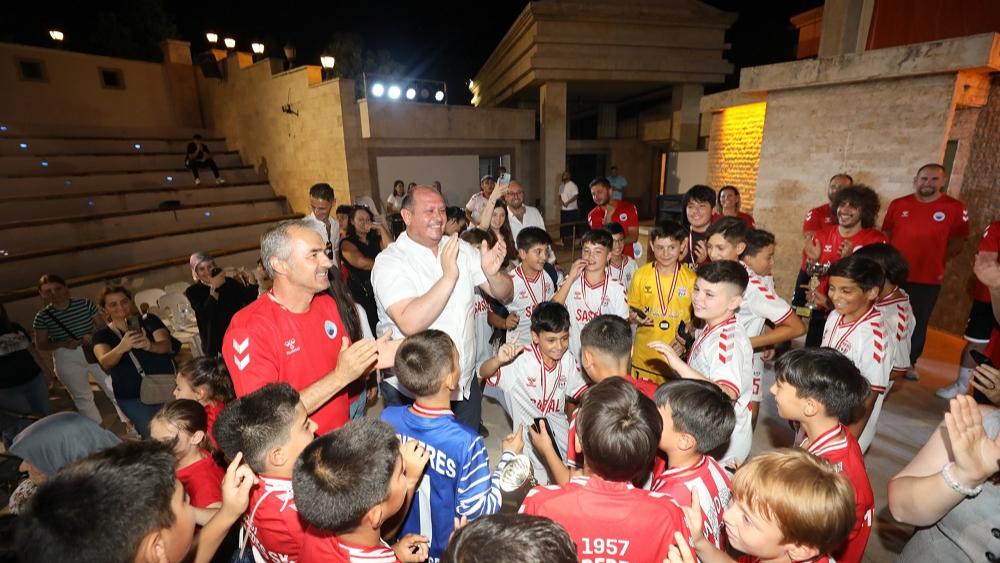 Menderes Belediyesi Spor Okulları Açıldı