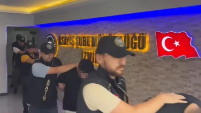 İzmir merkezli 7 ilde fuhuş operasyonu: 14 gözaltı