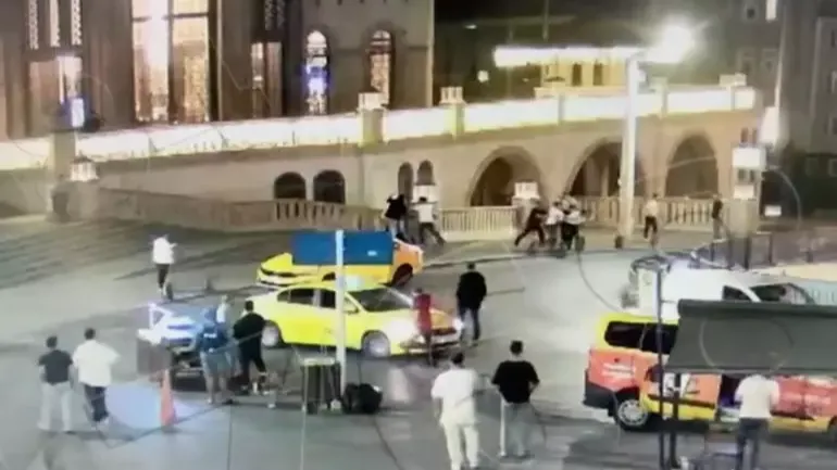 Taksim Meydanı’nda laf atma cinayeti; 6 kişi döverek öldürdü, 82 suç kayıtları çıktı