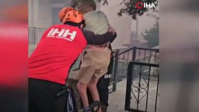 İzmir'deki yangından duygu dolu görüntüler